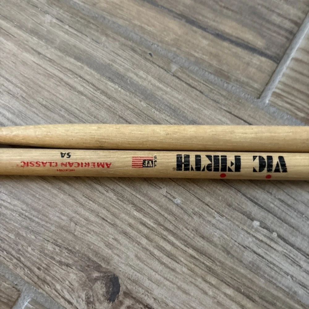 Vic Firth 16